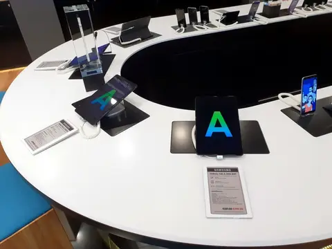 Samsung salonas – 6